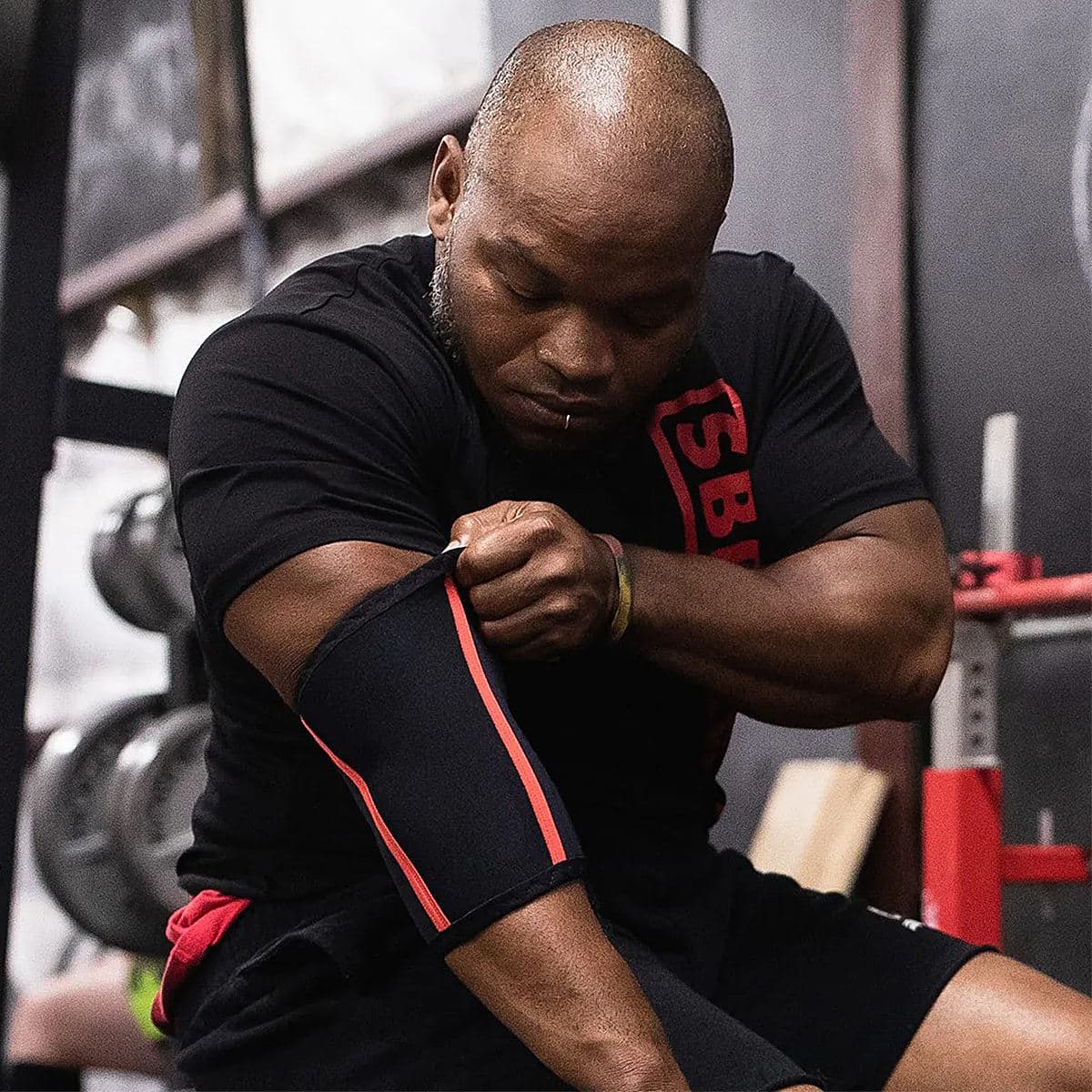 Elbow Brace for Support & Compression for Powerlifting thumbnail 3