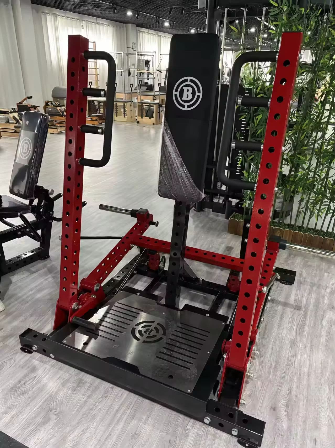 Standing Chest Press thumbnail 2